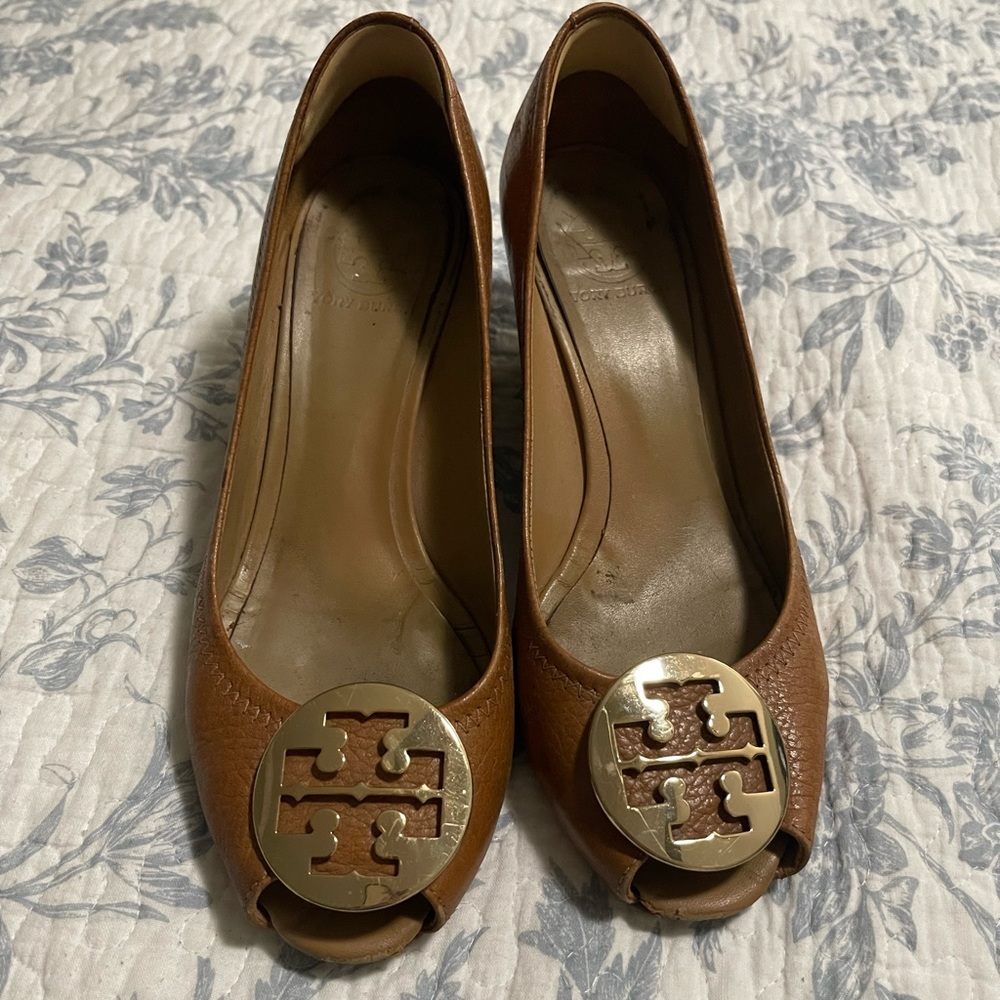Tory Burch Wedges size 9.5